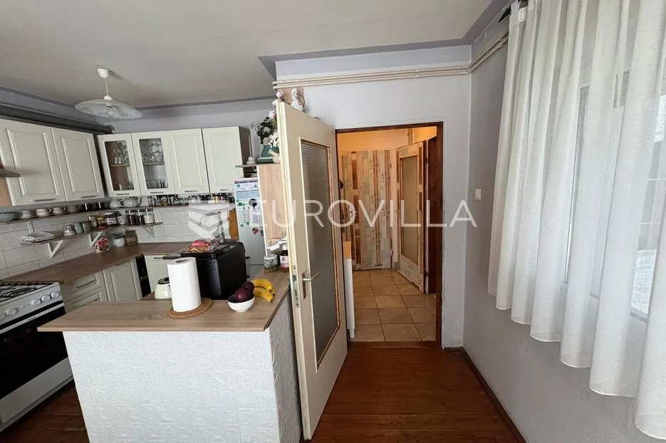 novska, obiteljska kuća 124 m² - slika 6