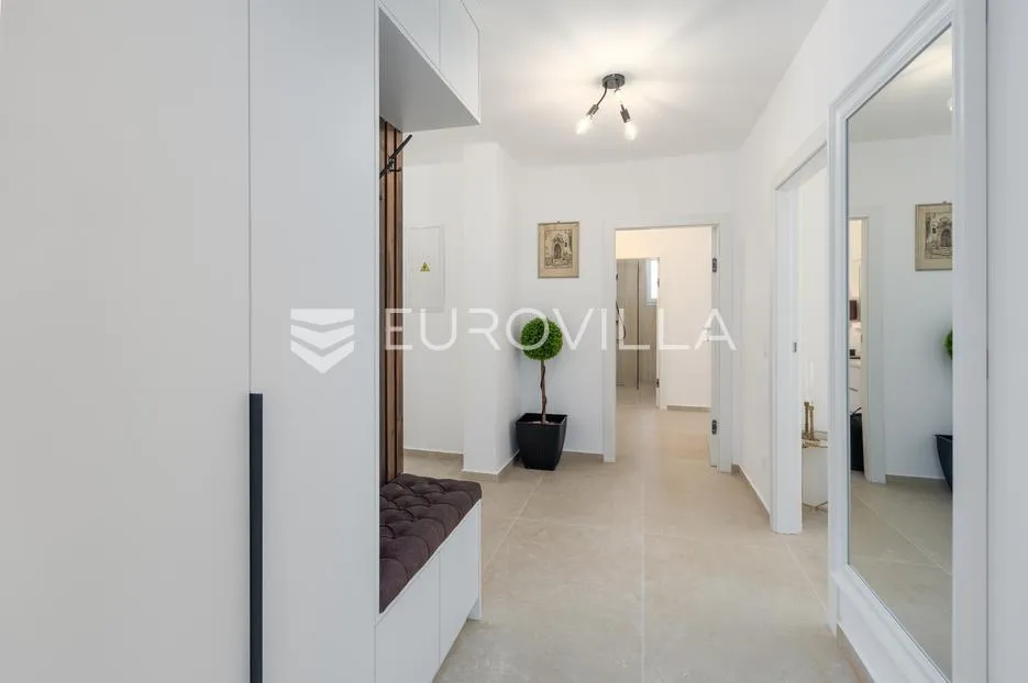 istra, tar, penthouse, tri spavaće sobe, lift, dva parkirna mjesta, novogradnja 191 m² - slika 13