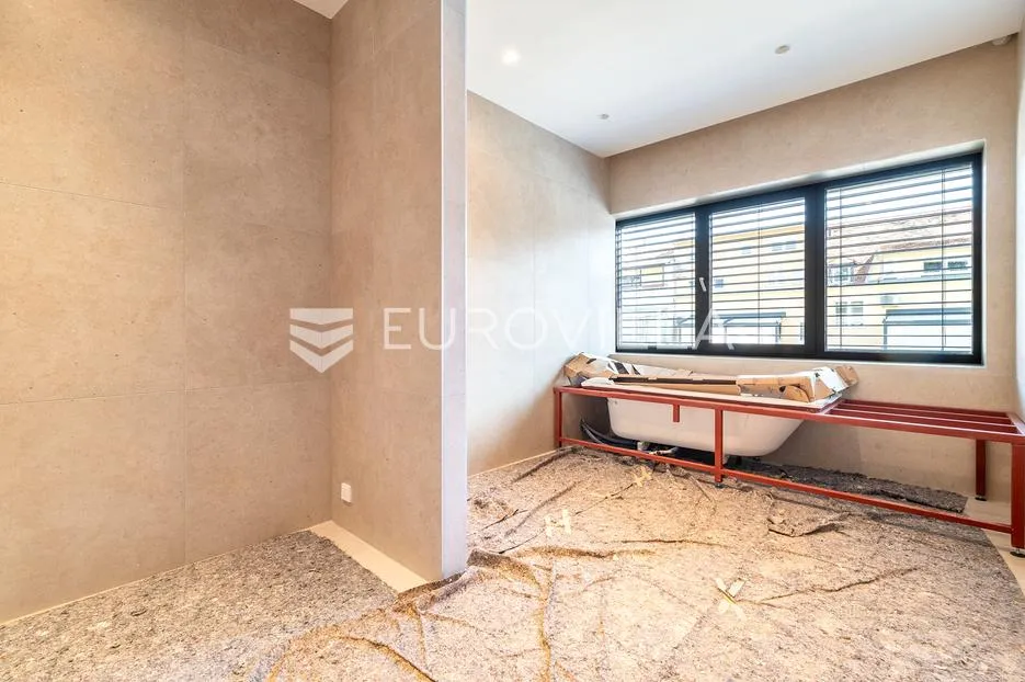 luksuzan četverosoban dvoetažan penthouse 284 m² u kaptol centru - slika 12