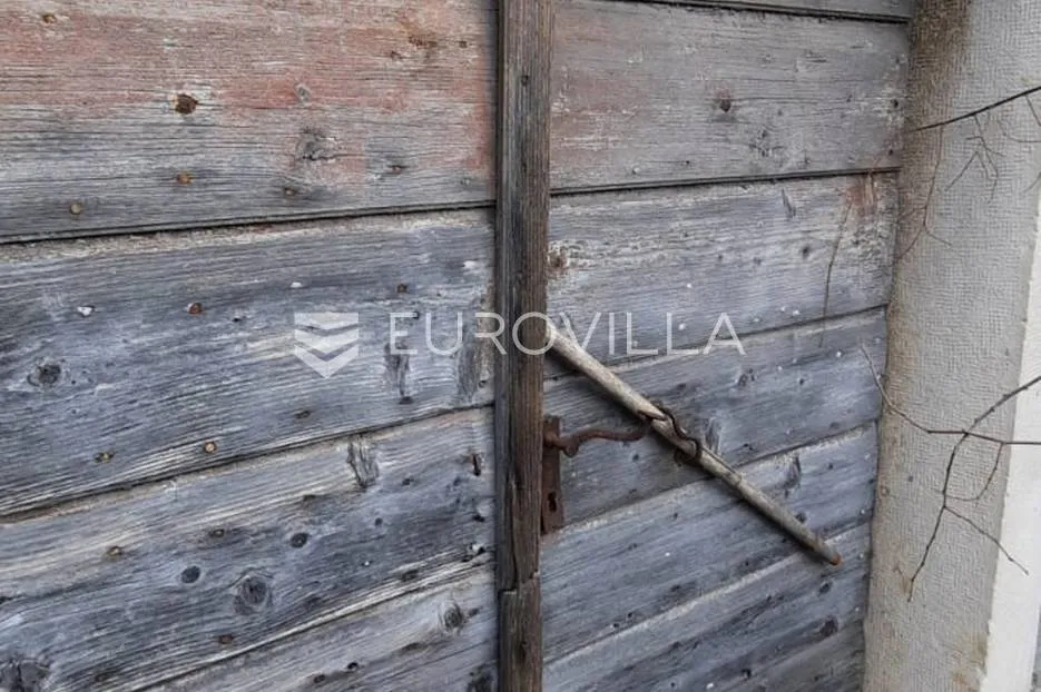 istra, puntera, kamena kuća za adaptaciju s predivnim pogledom na otok cres prilika - slika 9