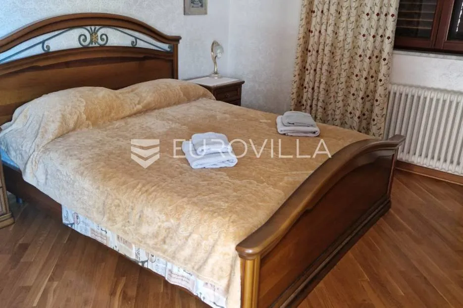 umag, vila prvi red do mora - slika 18