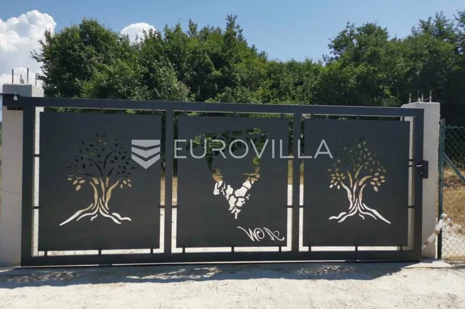 rovinj, poljoprivredno zemljište veličine 4798 m2 sa upisanim objektima - slika 7
