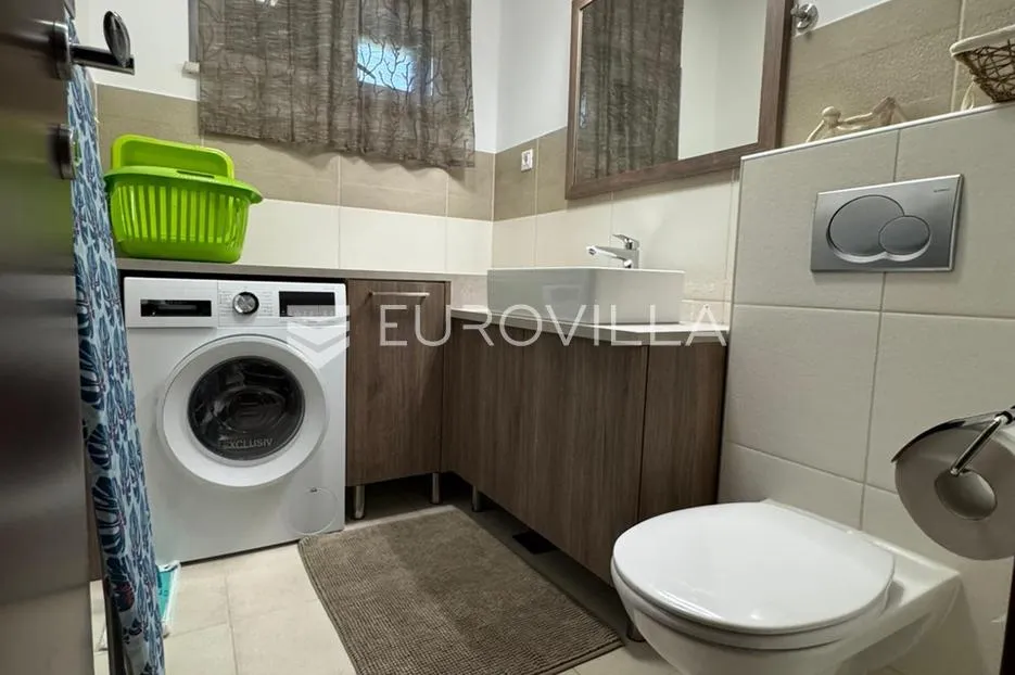 brač, bol, penthouse na atraktivnoj lokaciji - slika 16