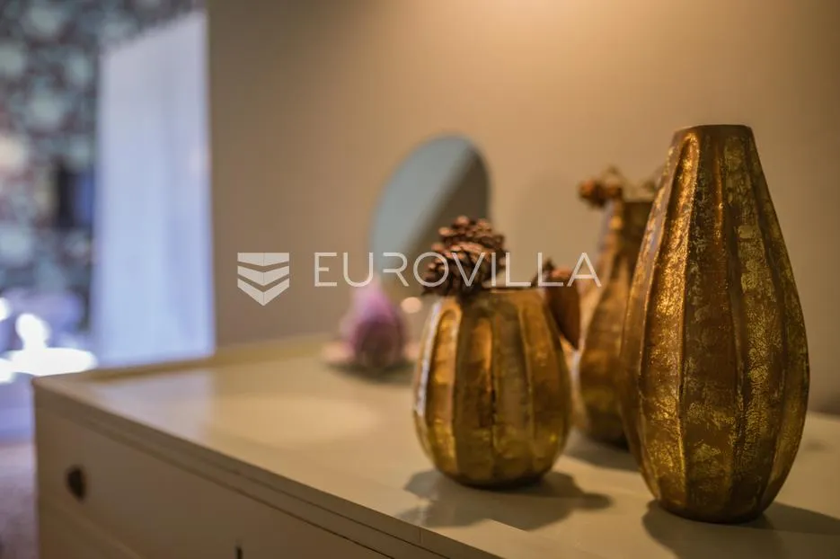 istra, šorići, luksuzna kamena kuća, 388 m², s bazenom i građevinskim zemljištem 4621 m² - slika 47