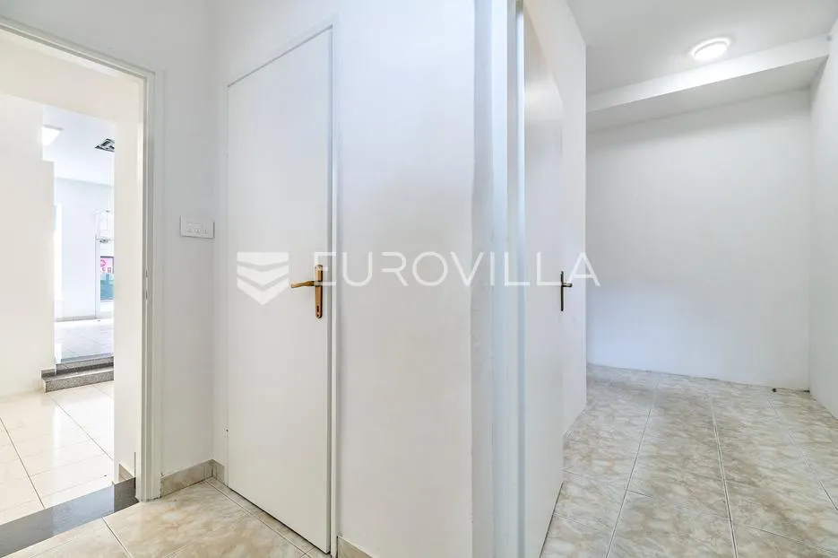 zagreb, centar, ulični poslovni prostor / lokal 70 m² - slika 4