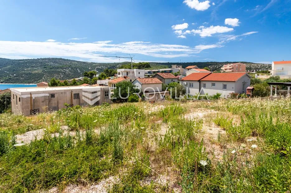 marina, građevinsko zemljište ukupne površine 1753 m² - slika 3