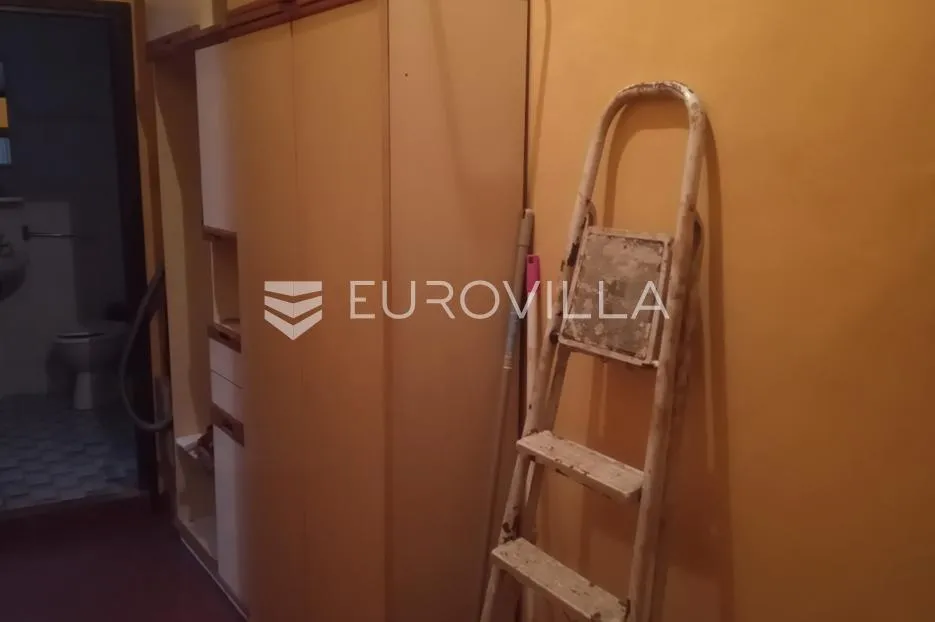 istra, pula stan u samom centru grada kod foruma - slika 8