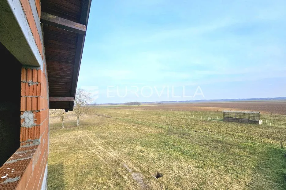 baranja, bilje – hotel u izgradnji (1467 m²) na zemljištu od 15.800 m² - slika 8