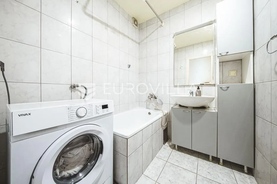 zagreb, zapruđe, novouređen i atraktivan dvosoban stan 43 m² - slika 9