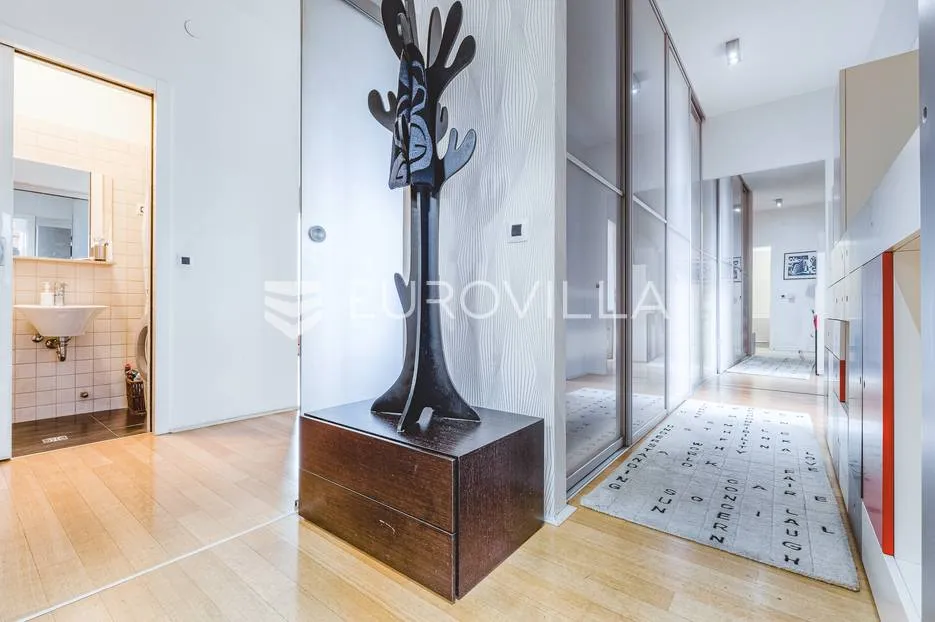 zagreb, medveščak, izvrstan trosoban penthouse! - slika 9