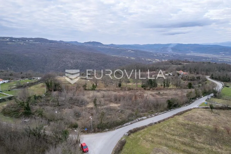 istra, labin, šumber, prostrano građevinsko zemljište s pogledom na učku - slika 11