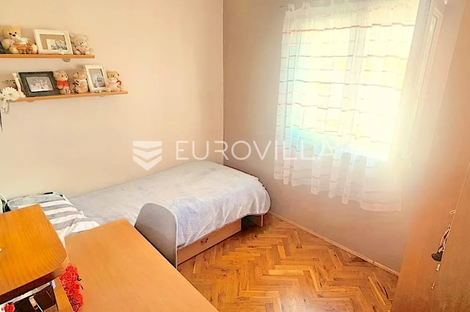 kaštel stari, trosoban stan 73 m² s pogledom na more uz parkirno mjesto i ostavu - slika 10