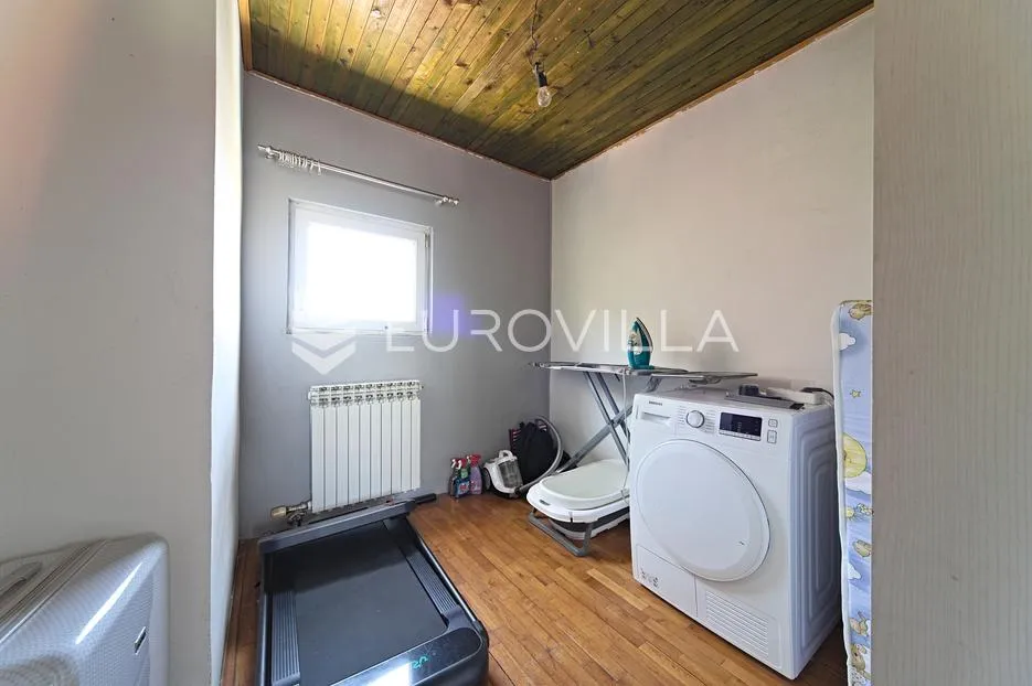 čepin, na prodaju prostrana kuća od 488 m² s tri stambene cjeline - slika 16