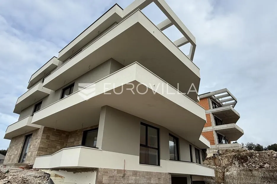 pula, pješčana uvala, luksuzan četverosoban stan s liftom, 2. kat, pogled na more - slika 2