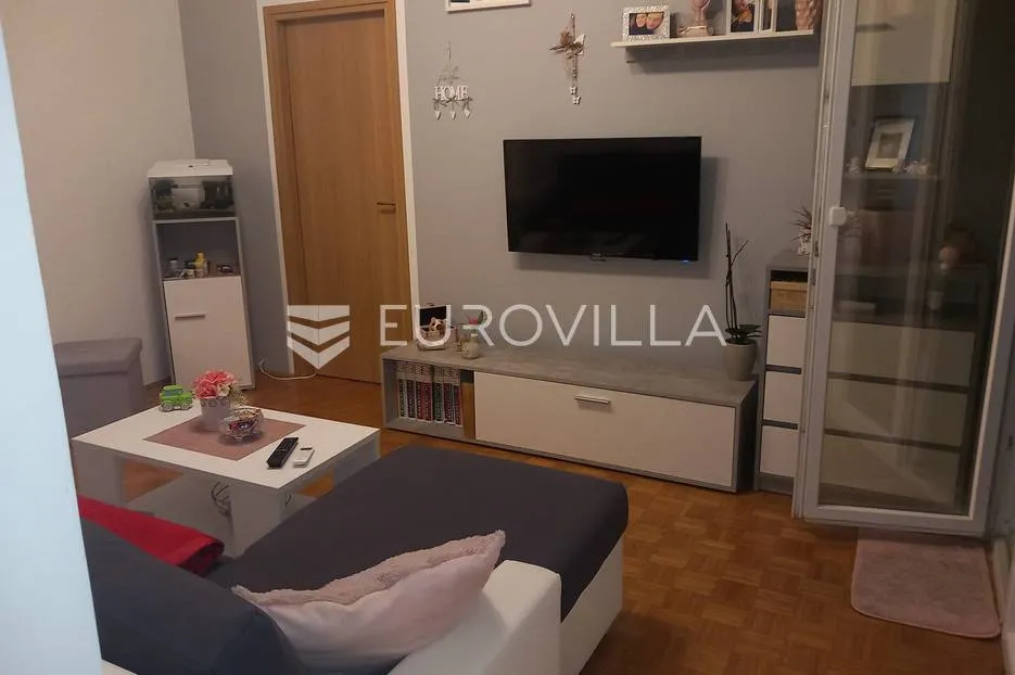 pula, dvosoban stan - vidikovac 70 m2 - slika 1