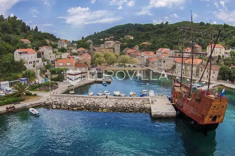 Otok Šipan, građevinsko zemljište 2.600 m² - Suđurađ, Dubrovnik