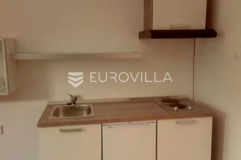 rijeka, centar, idealna investicija, dvosoban stan 60 m² u zgradi s liftom - slika 5