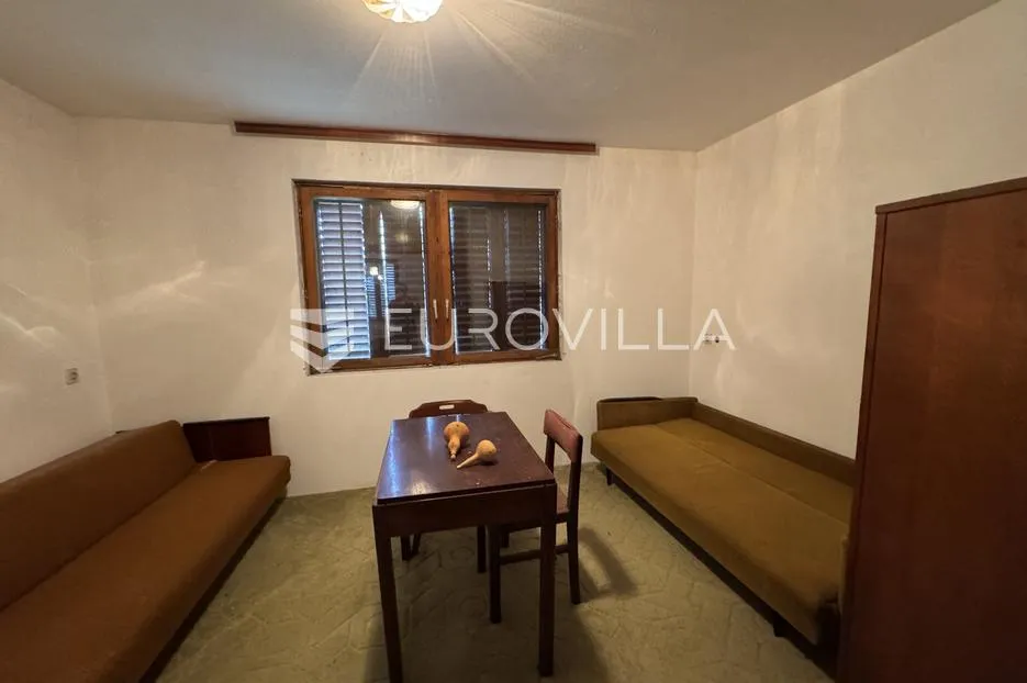paučje, vikendica 95 m² s velikim potencijalom na zemljištu od 2622 m² - slika 11