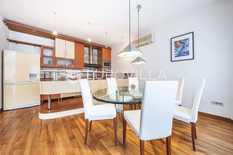zagreb, donji grad, savska uređen trosoban stan 70 m² - slika 6