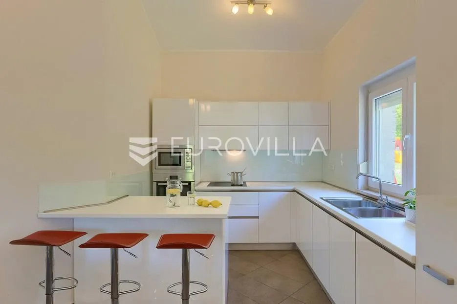 labin, kršan, prekrasna samostojeća kuća s bazenom na prostranom zemljištu od 4261 m²,mirna lokacija - slika 13