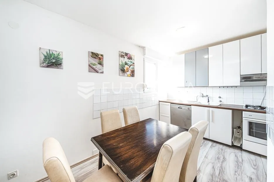 zagreb, prečko, odličan trosoban stan 78,63 m², prekrasan pogled - slika 8