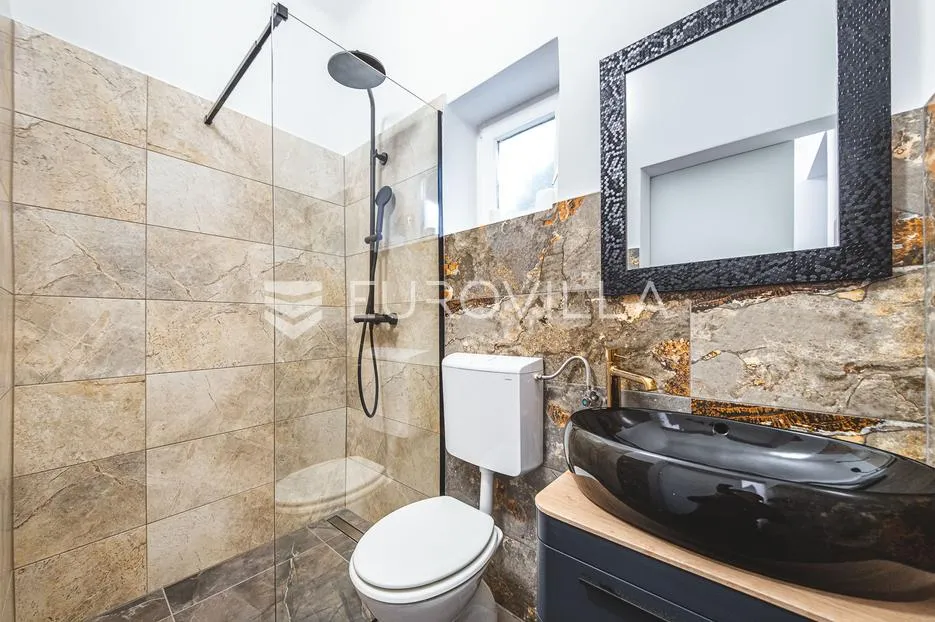 zagreb, kustošija, odličan trosoban stan 65 m² - slika 7
