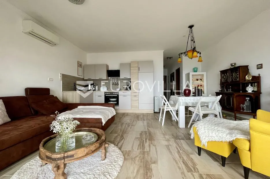 opatija, predivan trosoban stan 91 m², bazen, panoramski pogled na kvarner - slika 3