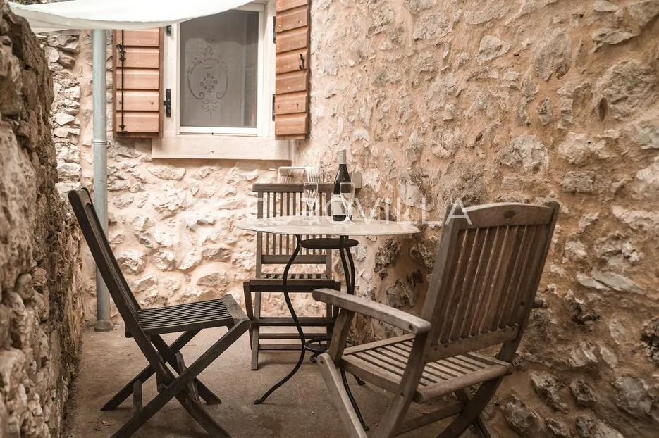 mali lošinj, susak, tradicionalna kamena kuća 50 m² - slika 4