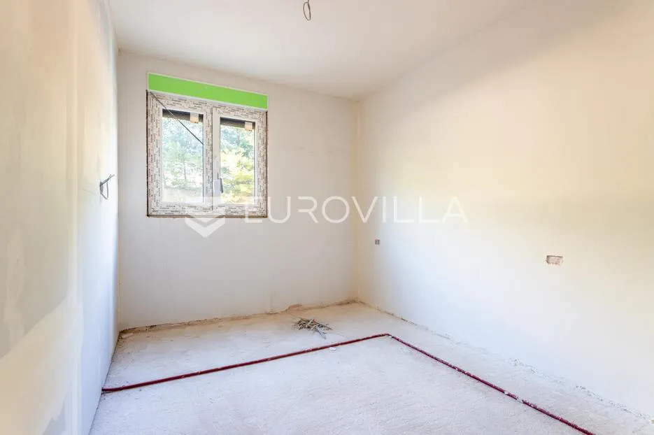 makarska, stan s pogledom na more, prenamijenjen u dva jednosobna apartmana, novogradnja - slika 5