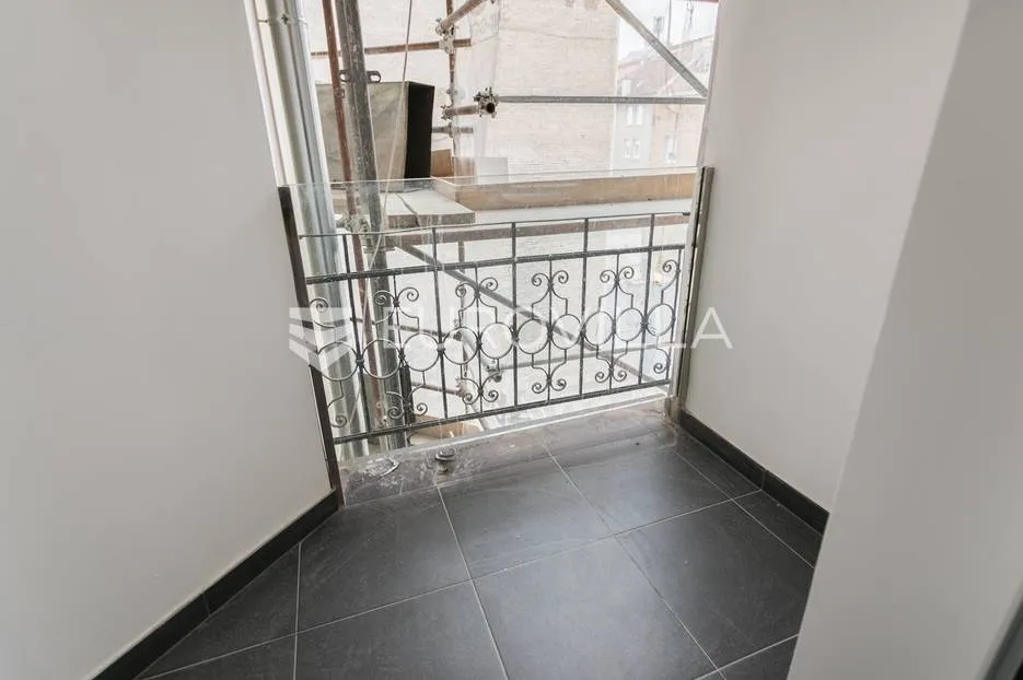 zagreb, tomislavov trg, luksuzno uređen peterosoban stan 181 m² - slika 7