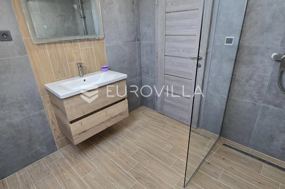 lužani, oriovac, renoviran trosobni stan, 62 m² - slika 7