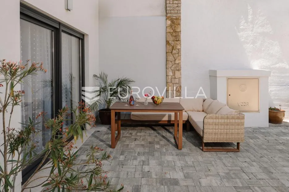istra, funtana, moderan stan u novogradnji s velikom terasom, 500 m od mora - slika 2