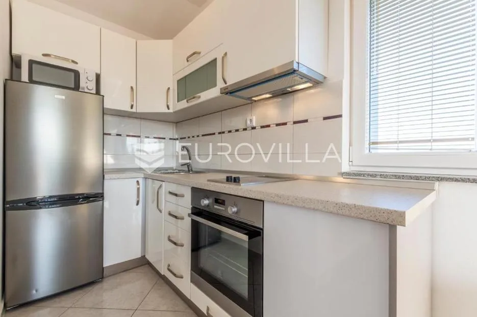 zečevo rogozničko, prekrasna apartmanska kuća s bazenom, 236 m² - slika 19