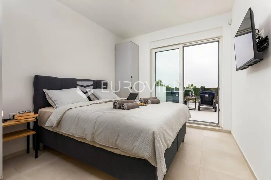 istra, savičenta, moderna vila nkp 140 m2, u slikovitoj prirodi - slika 3
