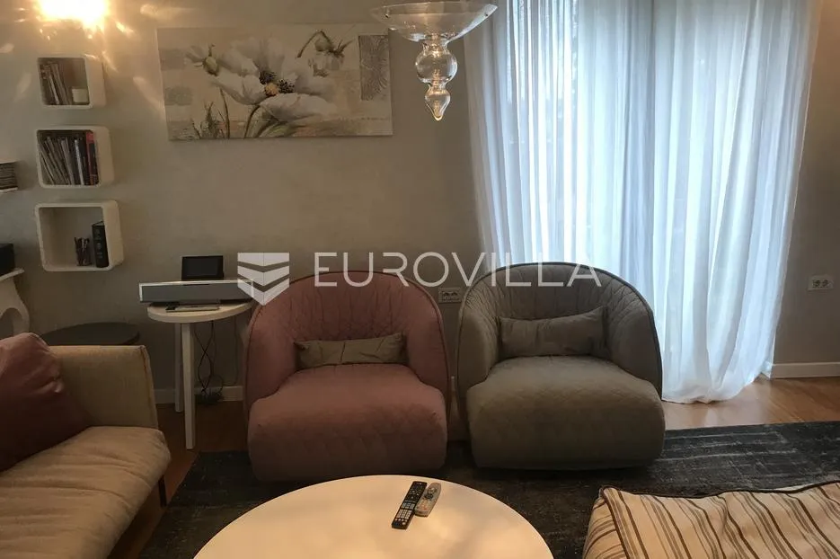 istra, rovinj, luksuzni penthouse nkp 186m2 na super lokaciji s dva garažna mjesta - slika 16