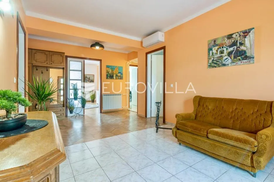 opatija, centar, prekrasna etaža kuće 141 m² u vili iz talijanskog doba - slika 3