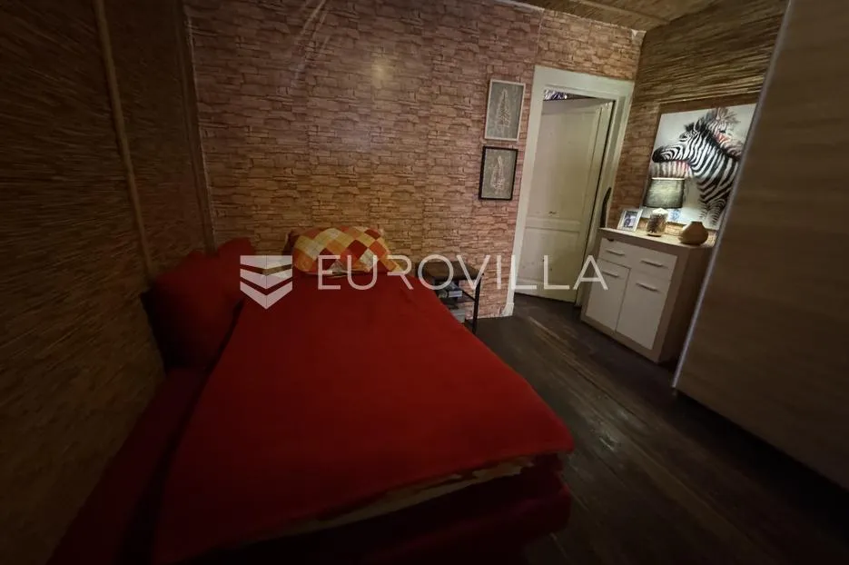 istra, rovinj, kamena kuća 100m2 na 3 etaže na 30 metara od mora - slika 14