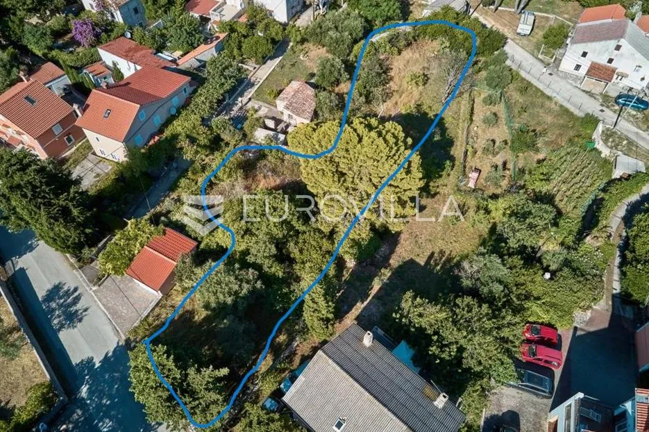 Mali Lošinj, Nerezine, Ekskluzivno građevinsko zemljište 200m od mora, 1500 m² - Nerezine, Mali Lošinj