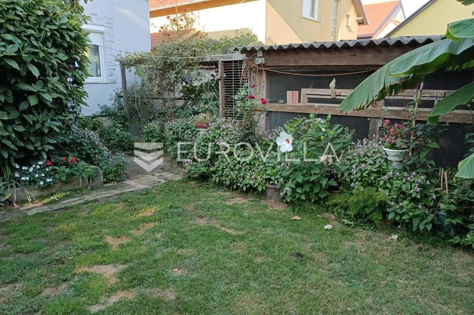 kuševac, poslovno stambena katnica, 175 m² - slika 27