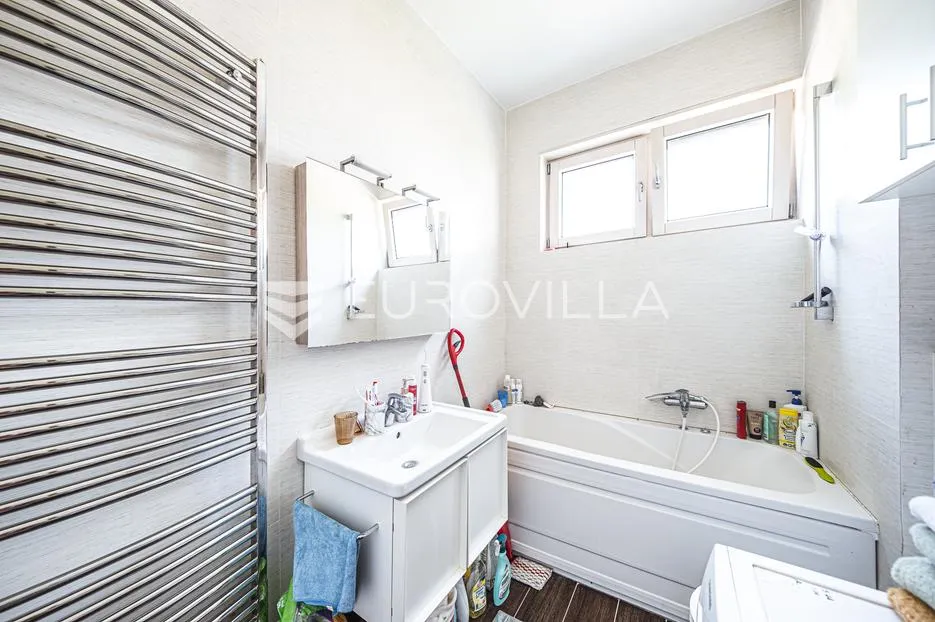 zagreb, zelengaj, trosoban stan, 94 m² s loggiom i 2 parking mjesta - slika 10