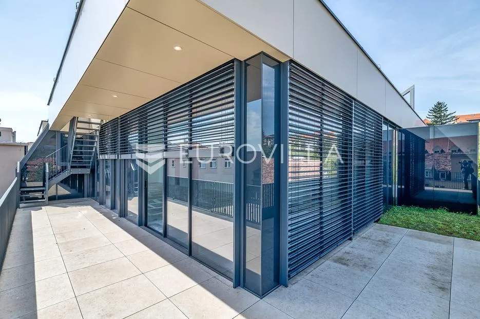 luksuzan četverosoban dvoetažan penthouse 284 m² u kaptol centru - slika 19