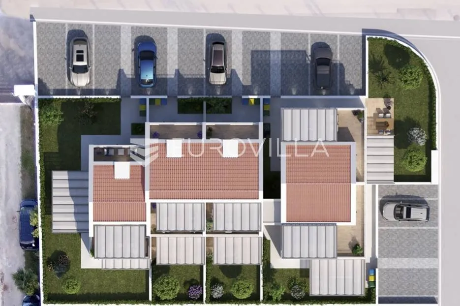 poreč, prekrasan trosobni stan u kući u nizu od 125 m2 s velikim vrtom - slika 10