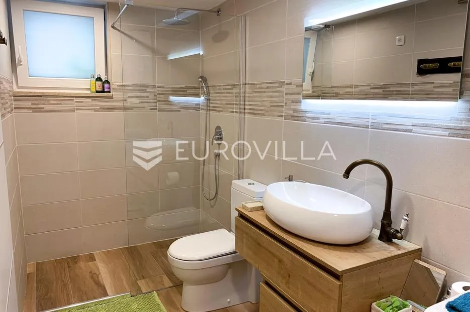 otok krk, baška, predivna kuća s dva apartmana 80m od mora - slika 4
