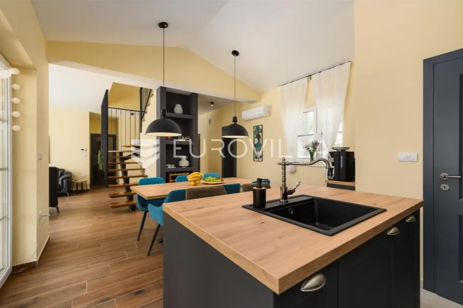 istra, kanfanar, moderna kuća s odvojenim apartmanom za dugoročan najam - slika 4