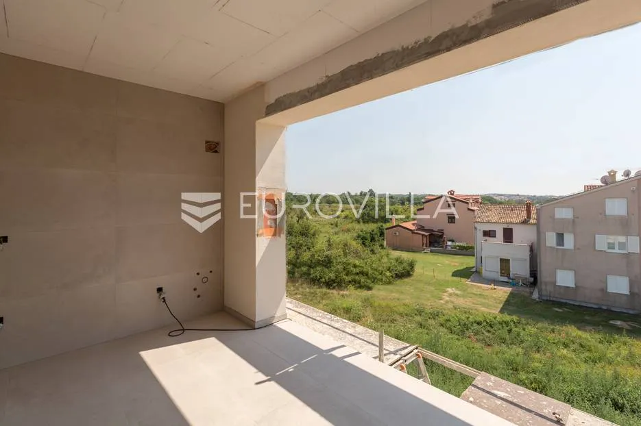 istra, poreč, trosoban stan u novogradnji s pogledom na more neto korisne površine od 112,47 m² - slika 11