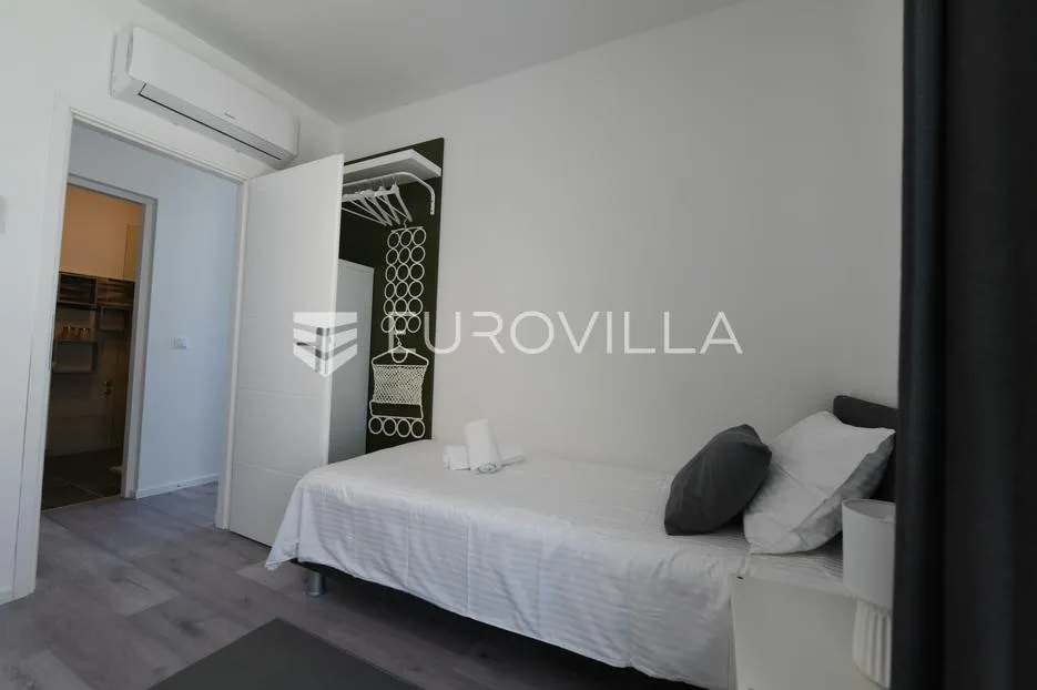 pag, stara novalja, dvojna vila s bazenom na top lokaciji - slika 20