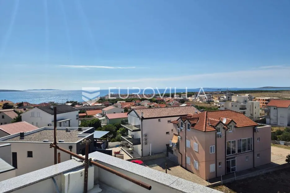 pag, povljana, dvosoban stan s krovnom terasom i pogledom na more - slika 8