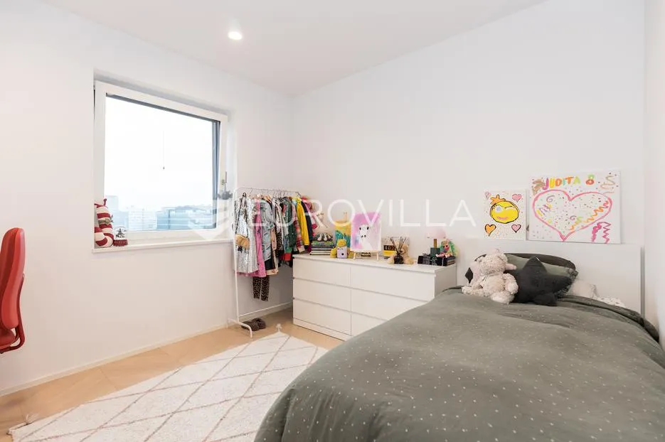 zagreb, vmd heinzelova, luksuzan četverosoban stan, 123,56 m² - slika 13