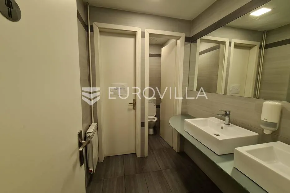 trešnjevka, funkcionalan poslovni prostor 574 m2 na 2. katu s liftom - slika 6
