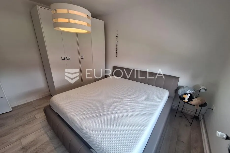 karlovac, draganić, kuća 190 m², novouređena - slika 8